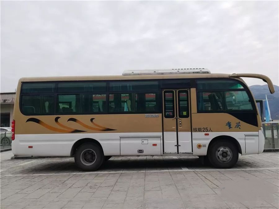 Dongfeng Chaolong EQ6700LT автобус (3)